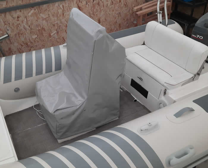 zaščitna ponjava za volansko konzolo čolna